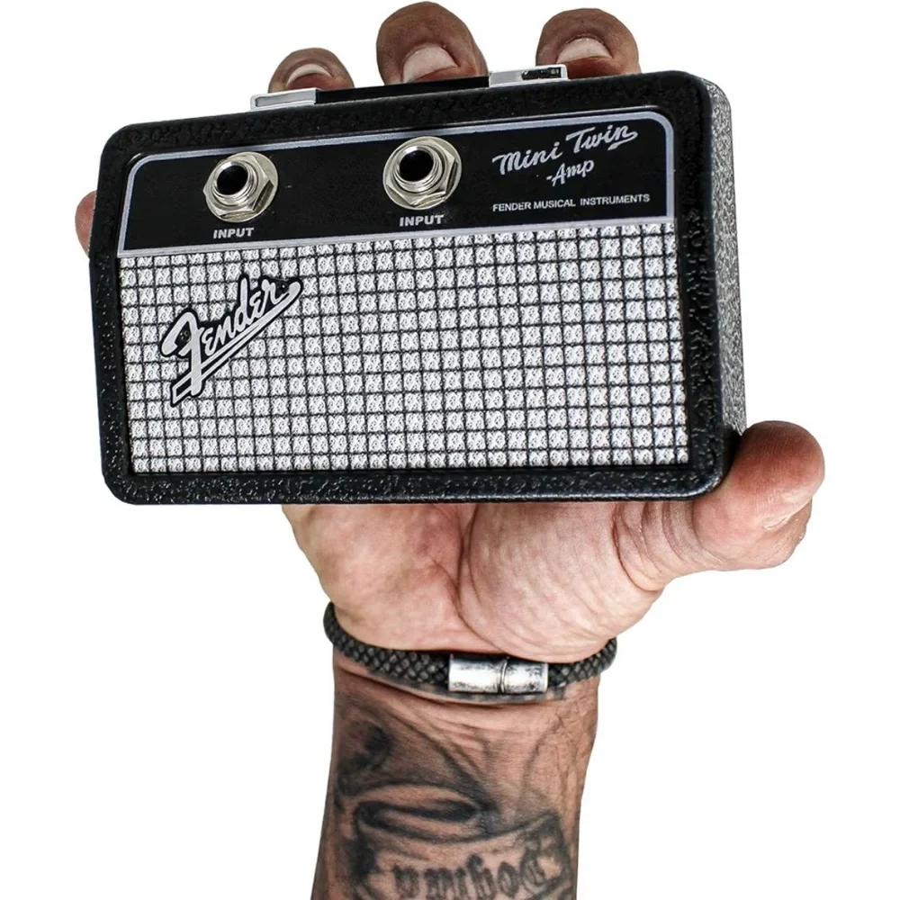 Fender Mini Twin Amp Keychain - Black and Silver - Picture 2 of 6